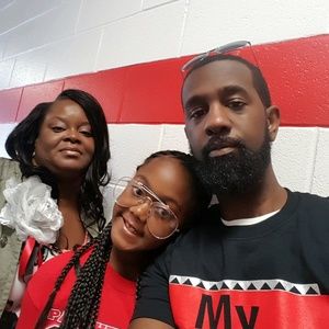 Meet your Posher, Damon